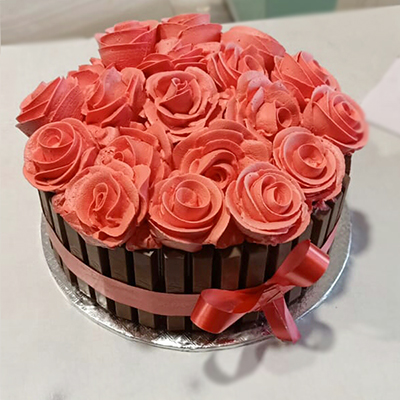 "Round shape chocolate cake - 1kg , Grand flower arrangement - Click here to View more details about this Product